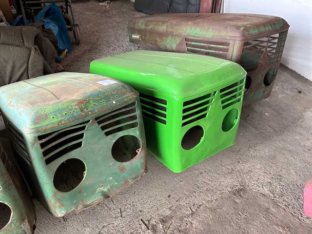 Deutz tractor motorkap (3x) - afbeelding 1 van  5