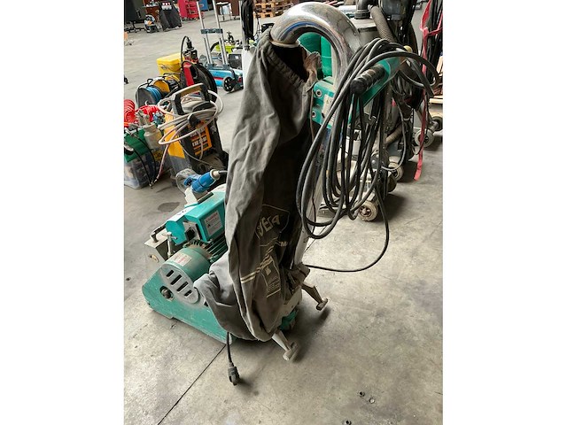 Deva belt 200 schuurmachine - afbeelding 3 van  4