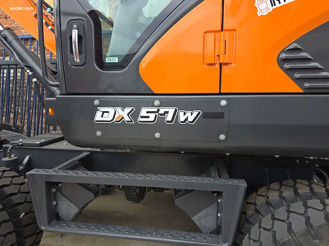 Develon dx57w-7 mobiele graafmachine 2024 - afbeelding 44 van  46