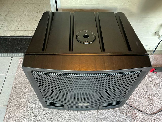 Devine sub 118a – actieve 18” subwoofer – gebruikt maar werkend - afbeelding 3 van  6