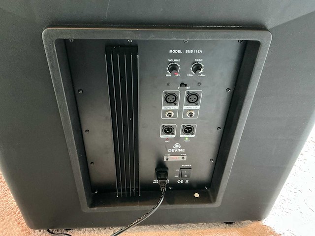 Devine sub 118a – actieve 18” subwoofer – gebruikt maar werkend - afbeelding 4 van  6