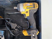 Dewalt - dewalt 18v xr li-ion slagschrijver – met 4,0ah batterij + dcb105 oplader - afbeelding 3 van  5