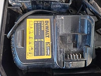 Dewalt - dewalt 18v xr li-ion slagschrijver – met 4,0ah batterij + dcb105 oplader - afbeelding 5 van  5