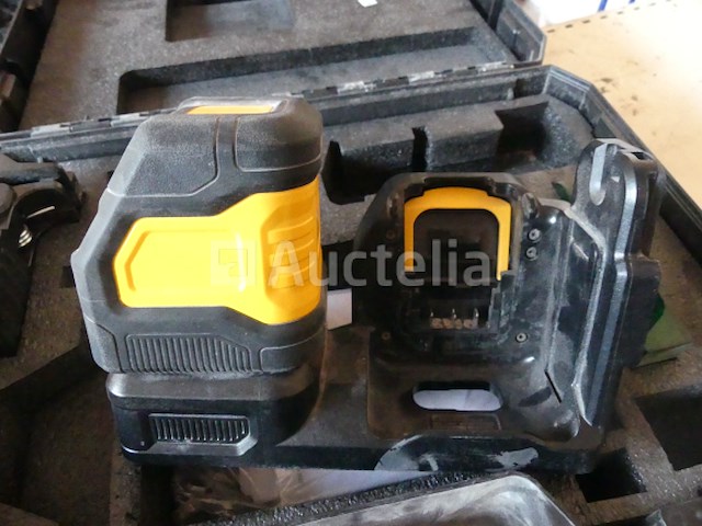 Dewalt 12-volt laser dce088g18 - afbeelding 1 van  5
