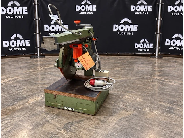 Dewalt 1370 radiaalzaag - afbeelding 4 van  11