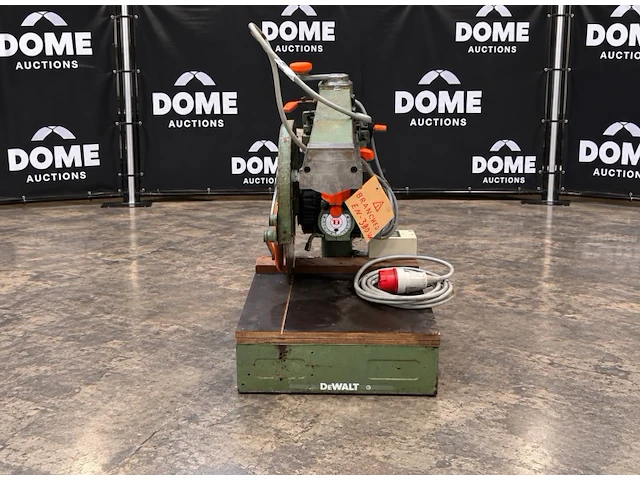 Dewalt 1370 radiaalzaag - afbeelding 5 van  11