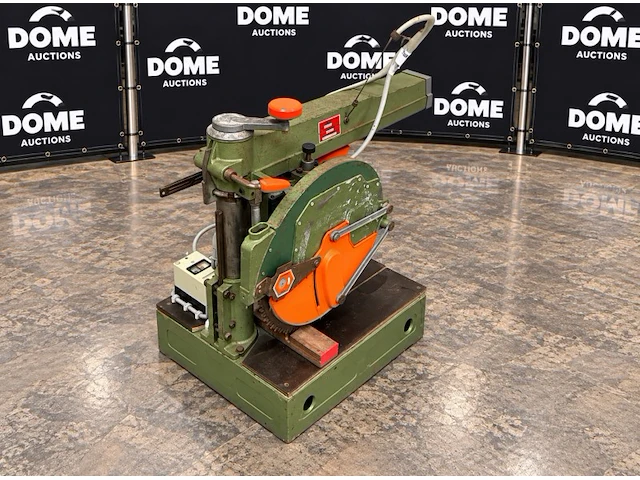 Dewalt 1370 radiaalzaag - afbeelding 7 van  11