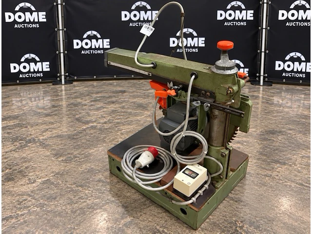 Dewalt 1370 radiaalzaag - afbeelding 8 van  11