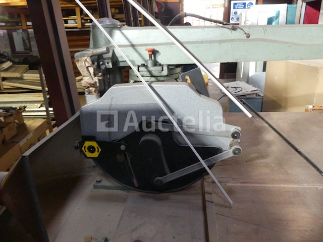 Dewalt 1600 radiaalzaag - afbeelding 5 van  7