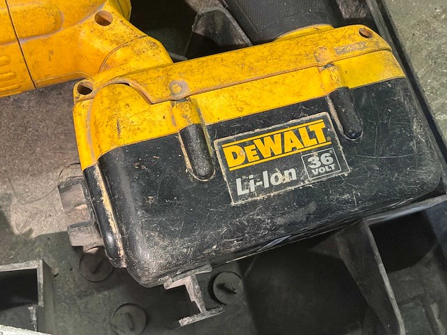 Dewalt accu-reciprozaag - afbeelding 2 van  5
