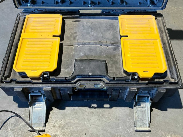 Dewalt accu schroefboormachine en -slagmoersleutel - afbeelding 5 van  7