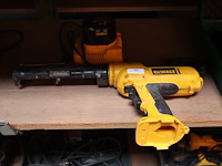 Dewalt accu siliconepomp - afbeelding 1 van  4