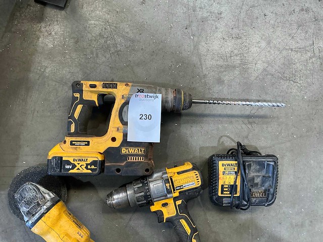 Dewalt accugereedschap (3x) - afbeelding 2 van  4