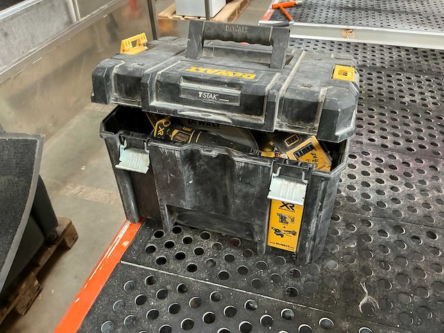 Dewalt accugereedschap (3x) - afbeelding 5 van  5