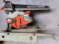 Dewalt afkortzaagmachine - inbouw - blade sawing machine - 1980 - afbeelding 2 van  3
