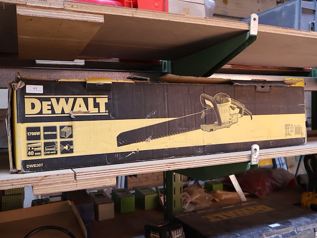 Dewalt alligator zaag - afbeelding 1 van  5