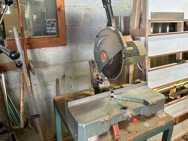 Dewalt beam saw - afbeelding 1 van  5
