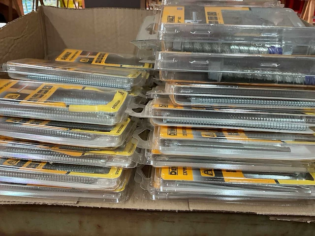 Dewalt beton schroeven - afbeelding 4 van  6