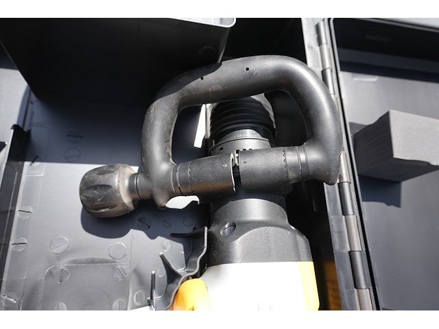 Dewalt boorhamer d25870k sds-max - afbeelding 6 van  9