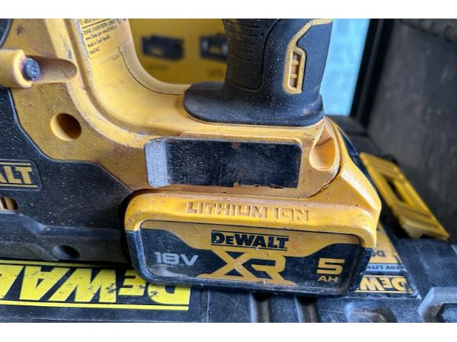 Dewalt boorhamer - afbeelding 4 van  5