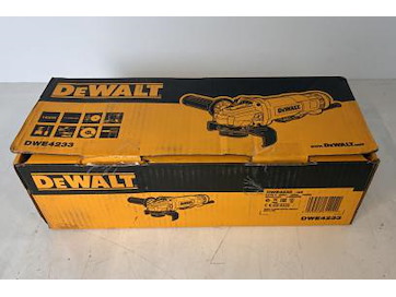 Dewalt boren en schuurmaterialen