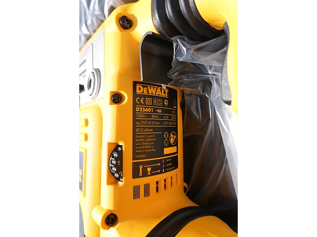Dewalt combihamer d25601k sds-max - afbeelding 2 van  7
