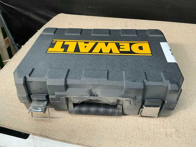 Dewalt d25013 boormachine - afbeelding 3 van  6