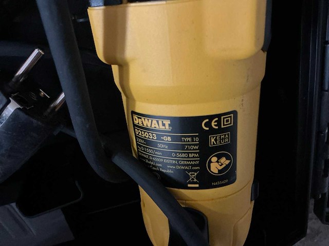 Dewalt d25033 boormachine - afbeelding 4 van  5