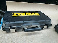 Dewalt d25203 boor-/breekhamer - afbeelding 4 van  4