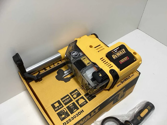 Dewalt d25303dh stofafzuigsysteem met hepa-filter voor boor- en breekhamers - 16mm - afbeelding 5 van  8