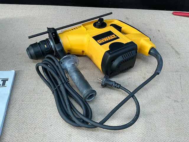 Dewalt d25404 boormachine - afbeelding 1 van  5