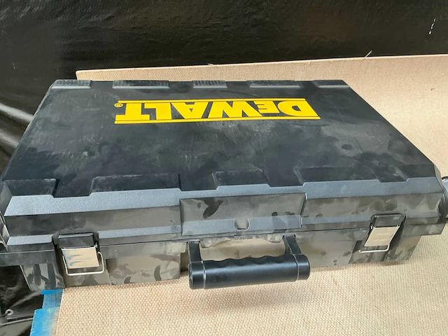 Dewalt d25730-qs breekhamer - afbeelding 4 van  4