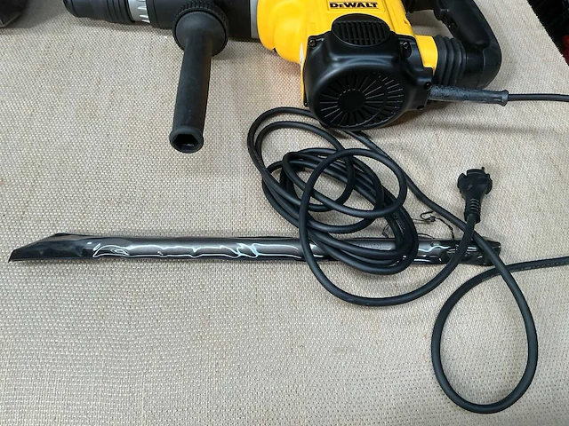 Dewalt d25730-qs breekhamer - afbeelding 2 van  4