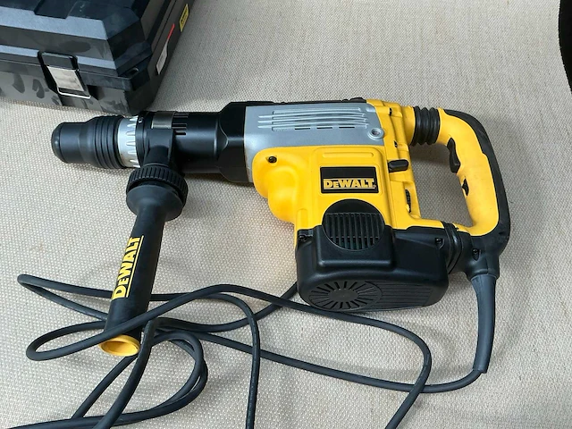 Dewalt d25762-qs breekhamer - afbeelding 1 van  4