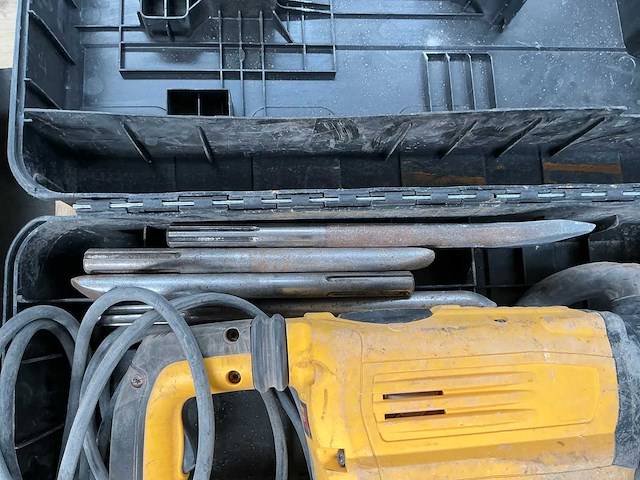 Dewalt d25832 breekhamer - afbeelding 3 van  5