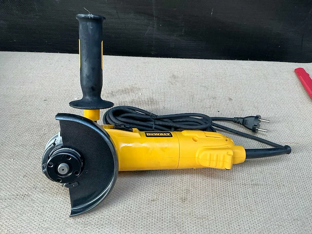 Dewalt d28132c haakse slijpmachine - afbeelding 3 van  5