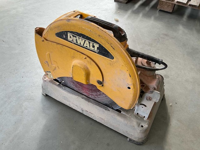Dewalt d28715 muurzaagmachine - afbeelding 2 van  7