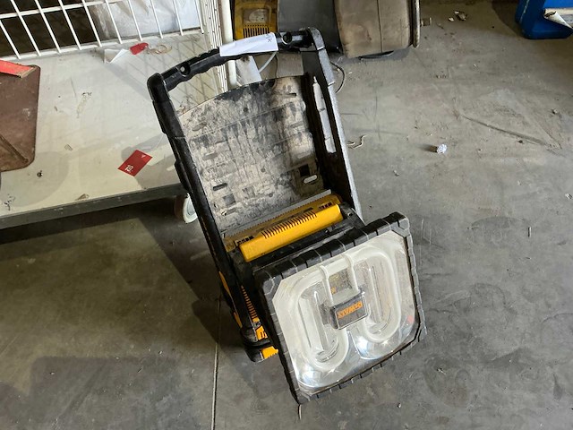 Dewalt dc022 bouwlamp - afbeelding 3 van  4