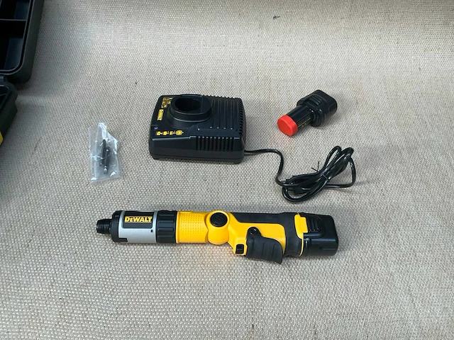 Dewalt dc600ka accu knikschroevendraaier - afbeelding 1 van  4