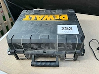 Dewalt dc602 tacker - afbeelding 4 van  7