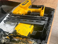 Dewalt dc616 accu nagelpistool/afwerktacker - afbeelding 3 van  7