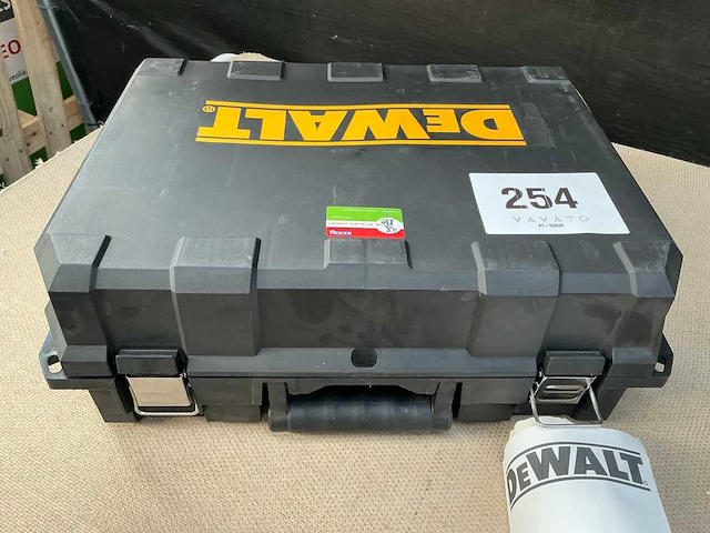 Dewalt dc618 tacker - afbeelding 6 van  7