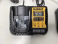 Dewalt dcb1104 12v / 18v xr acculader (2x) - afbeelding 2 van  5