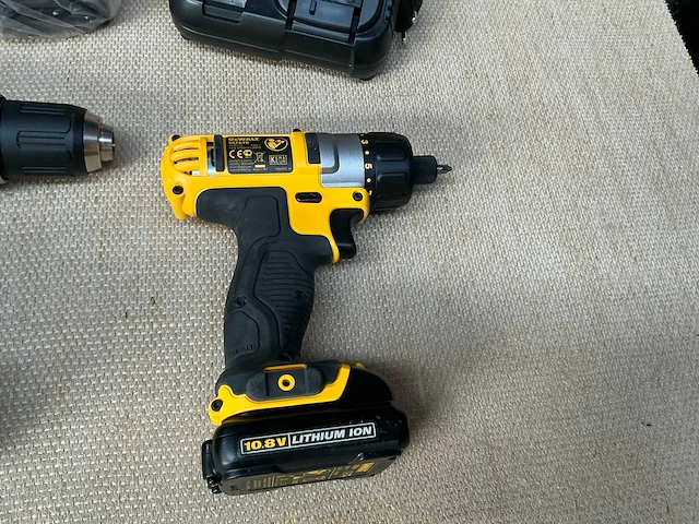 Dewalt dcd785 en dcf610 schroefboormachine-set - afbeelding 2 van  4