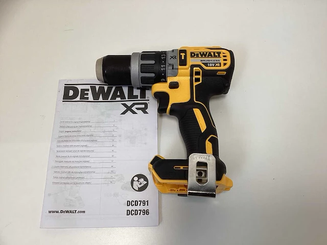 Dewalt dcd796 accu boormachine - afbeelding 1 van  7