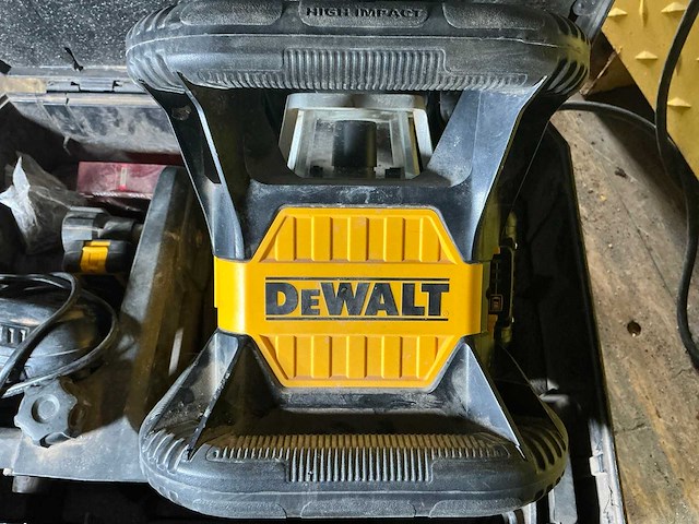 Dewalt dce079r accu bouwlaser - afbeelding 1 van  6