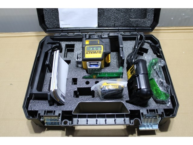 Dewalt dce089d1g-qw laser - afbeelding 2 van  3