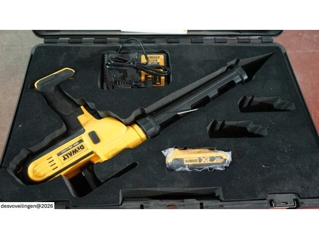 Dewalt dce560d1-qw 18v xr kitspuit - afbeelding 4 van  4