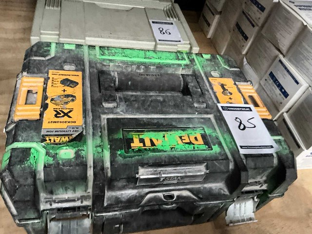 Dewalt dcf 80 accu schroefmachine (2x) - afbeelding 3 van  3