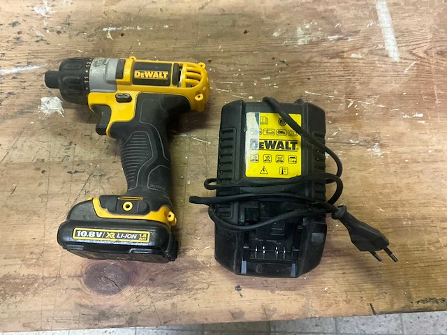 Dewalt dcf610 accu schroefmachine - afbeelding 1 van  4